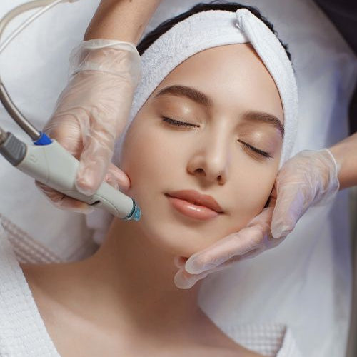 Hydra Facial
